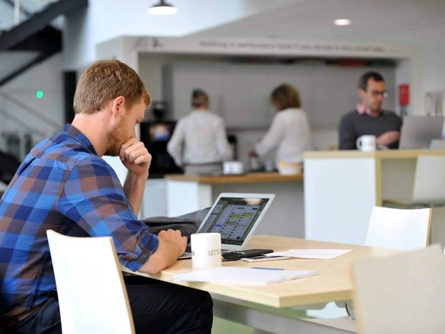 People working in the growth hub cirencester